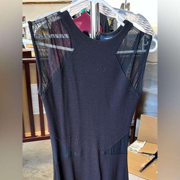 Elegant Black French Connection Sleeveless Dress - Picture 10 of 14